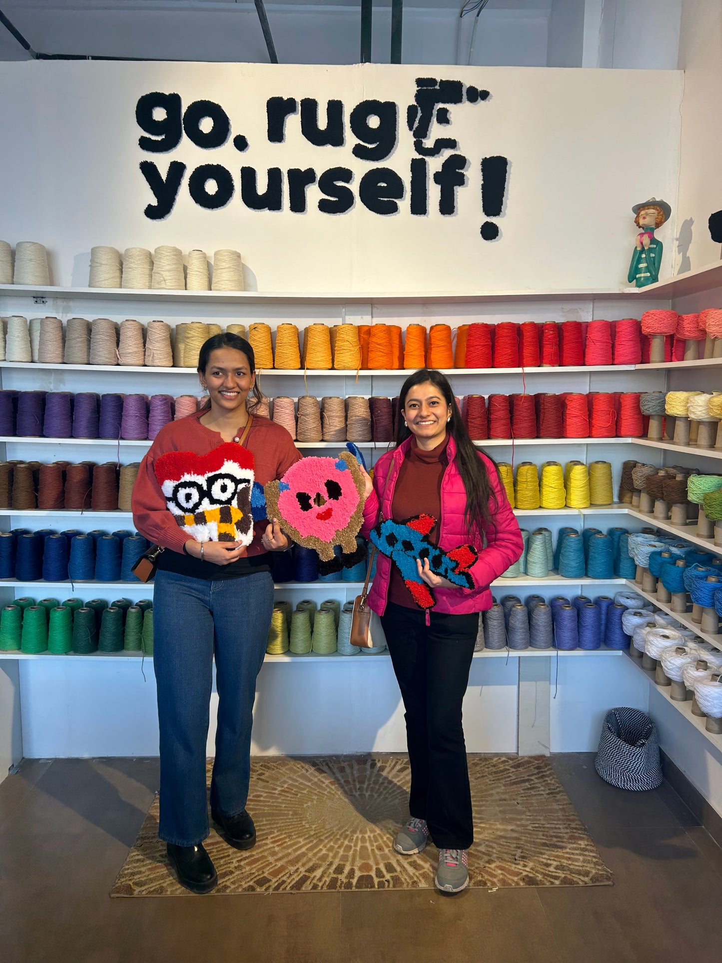 Solo Tufting Session - Small Rug