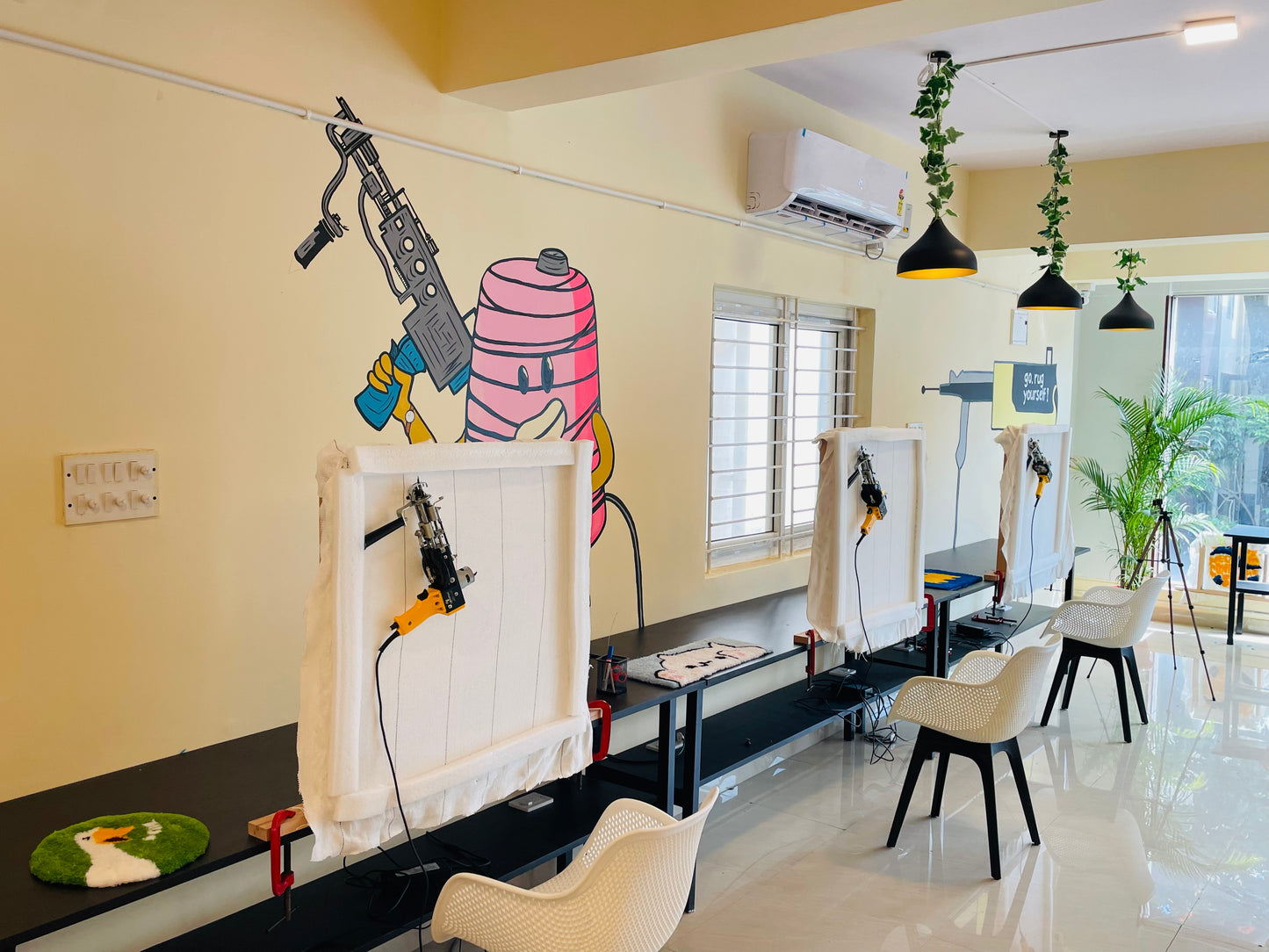 Solo Tufting Session - Small Rug