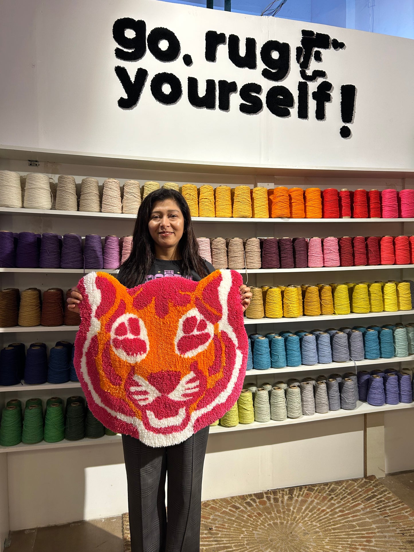 Solo Tufting Session - Standard Rug