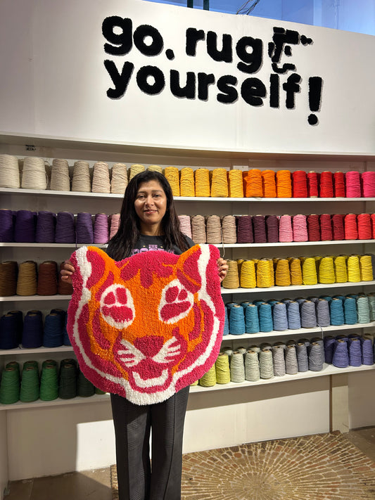 Solo Tufting Session - Standard Rug